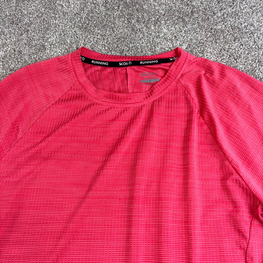 SKORA Qwick Dry Coral Pink Textured Athletic Running Shirt Top Size M Athleisure